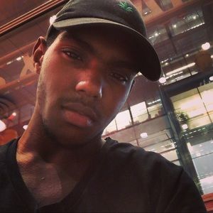 Meet your Posher, Karl